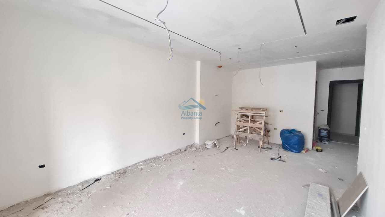 5 Vlora Real Estate For Sale, Rr.Dhimiter Konomi